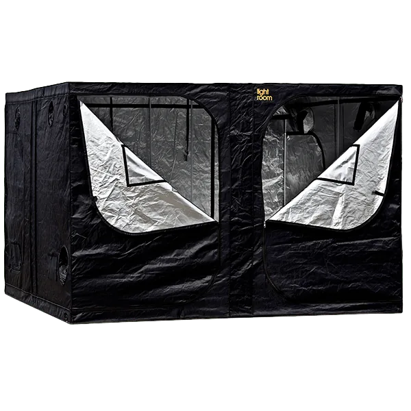 Hunter’s first mushroom grow tent